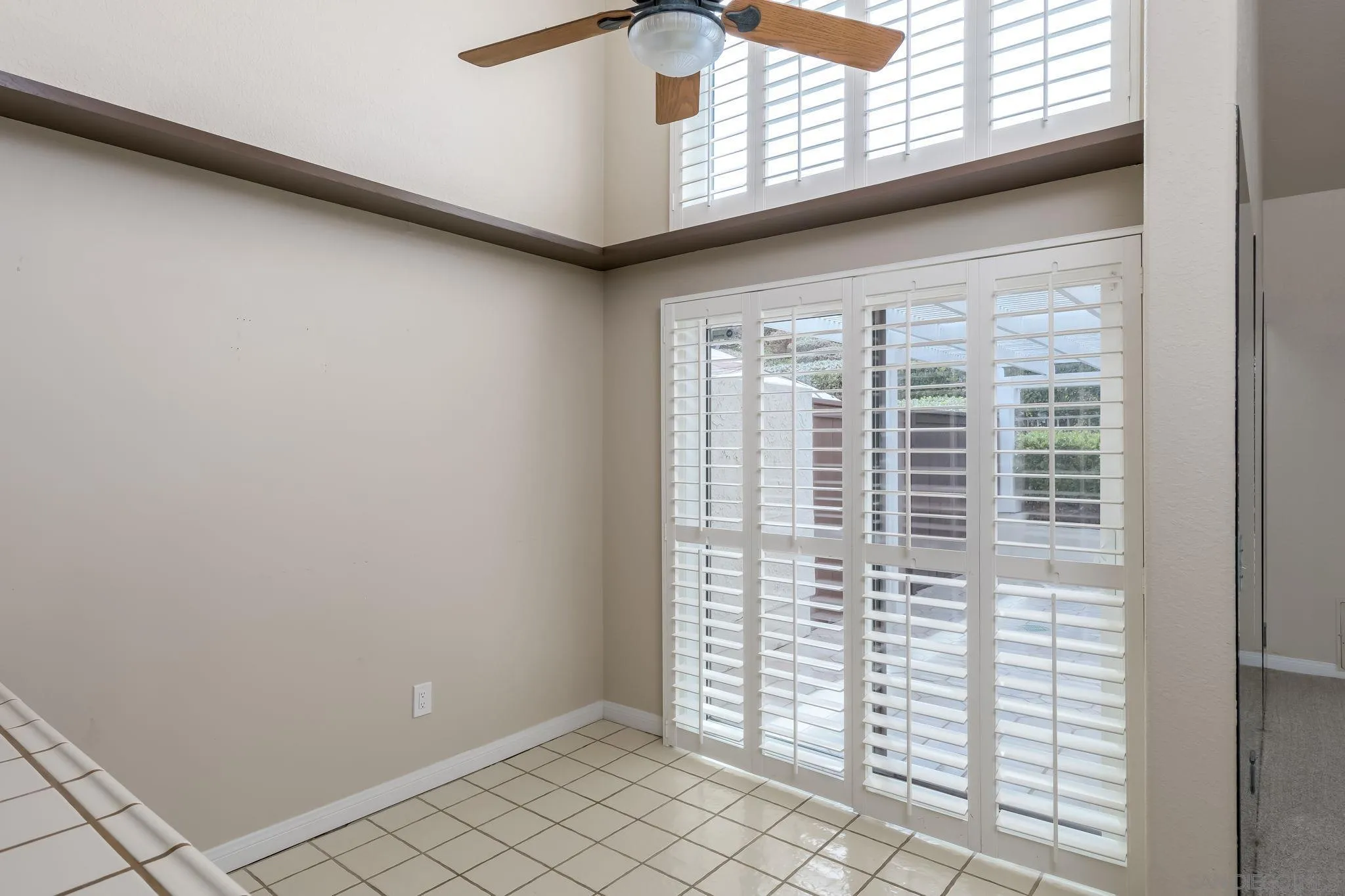 12107 Putting Green Row