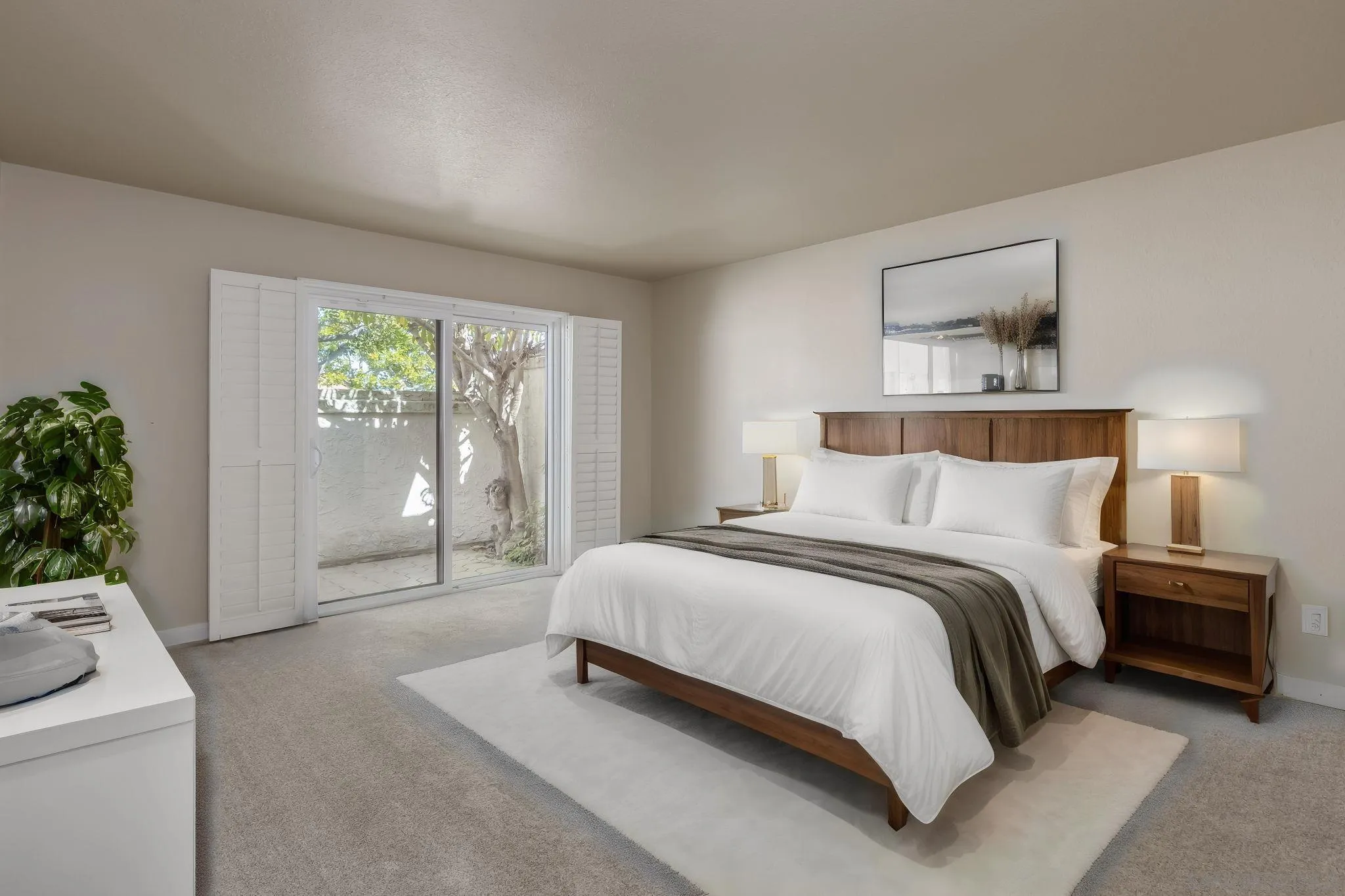 12107 Putting Green Row