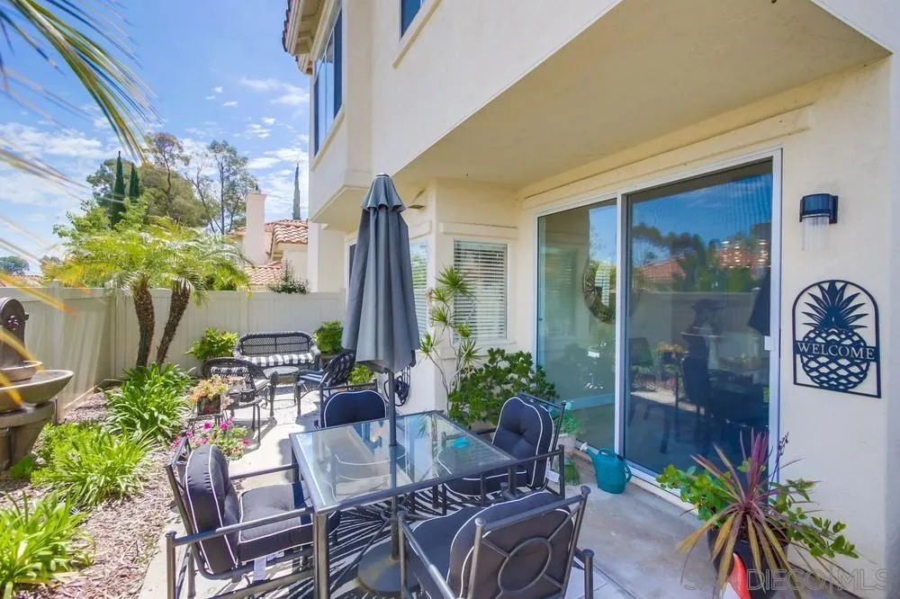 12391 Caminito Vibrante