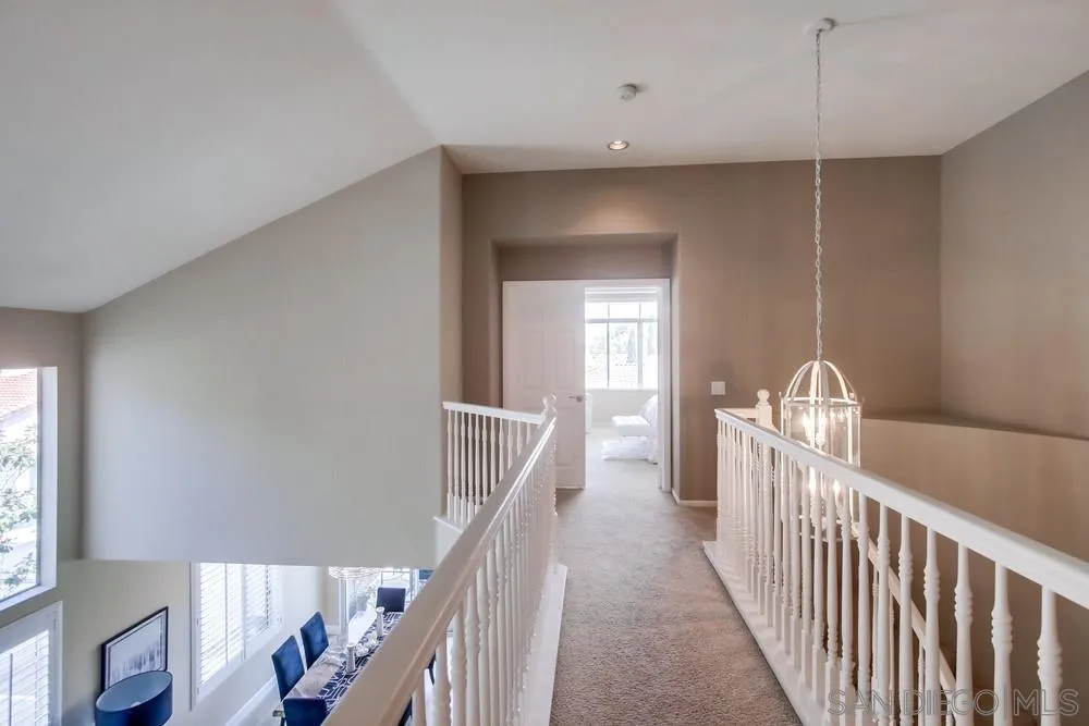 12391 Caminito Vibrante