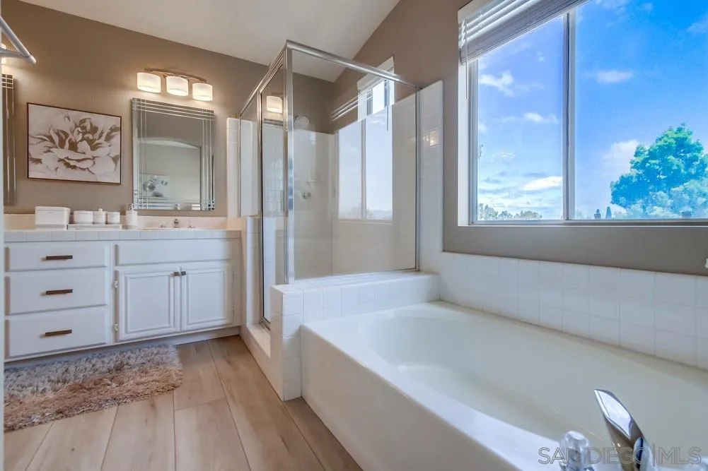 12391 Caminito Vibrante