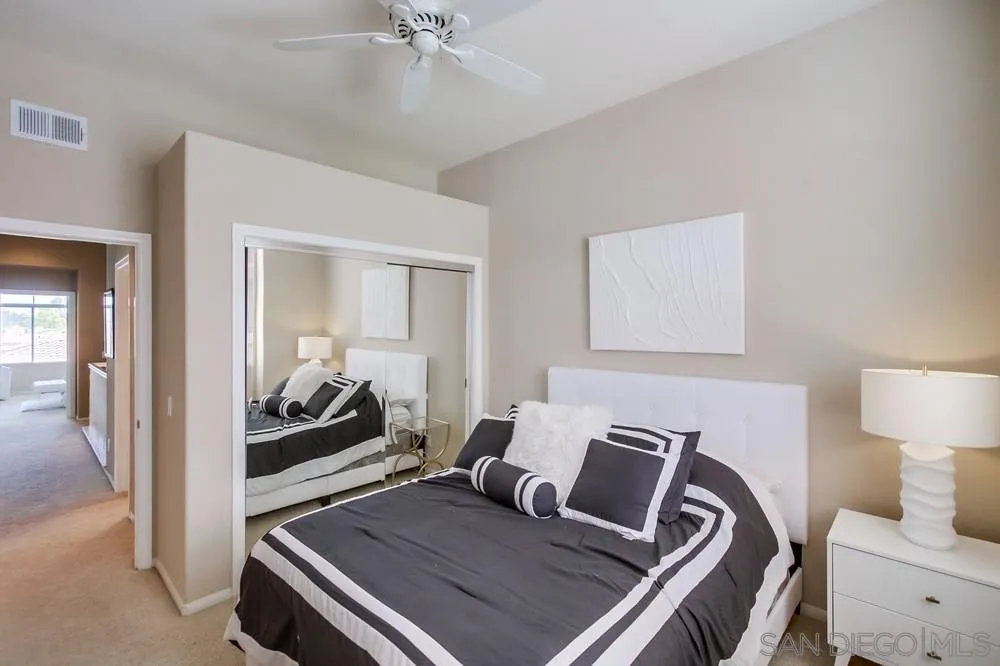 12391 Caminito Vibrante