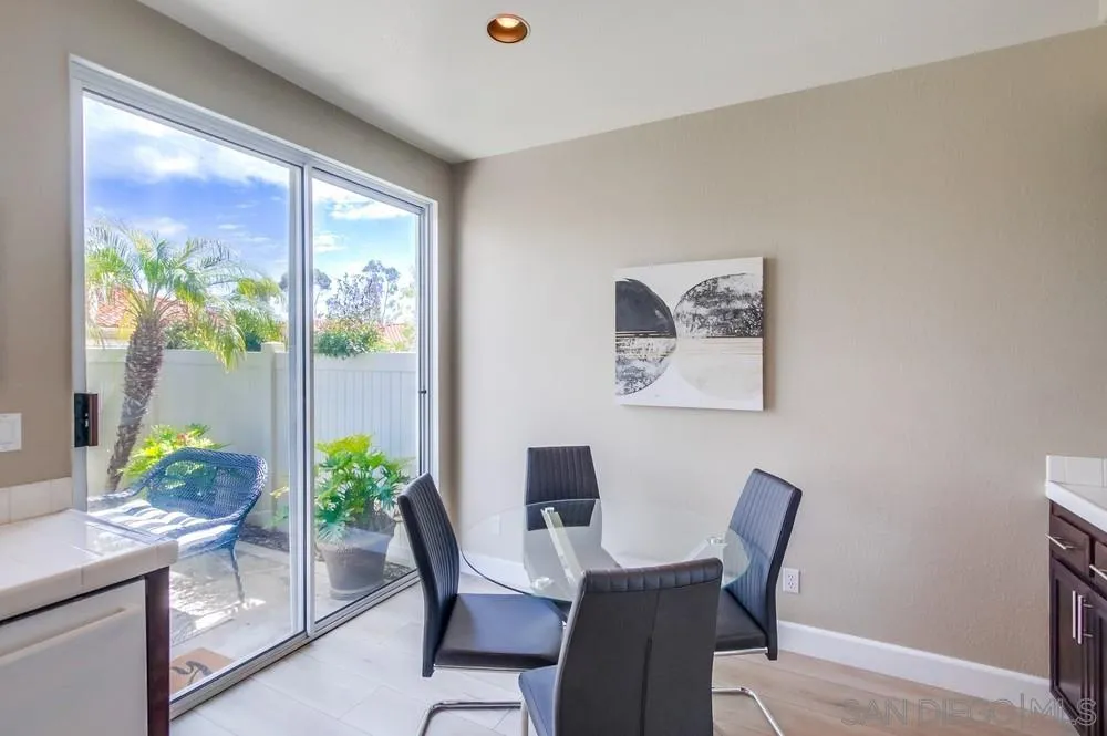 12391 Caminito Vibrante