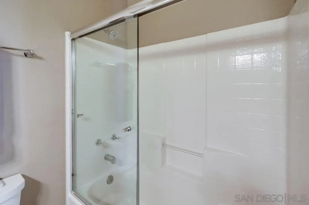 12391 Caminito Vibrante