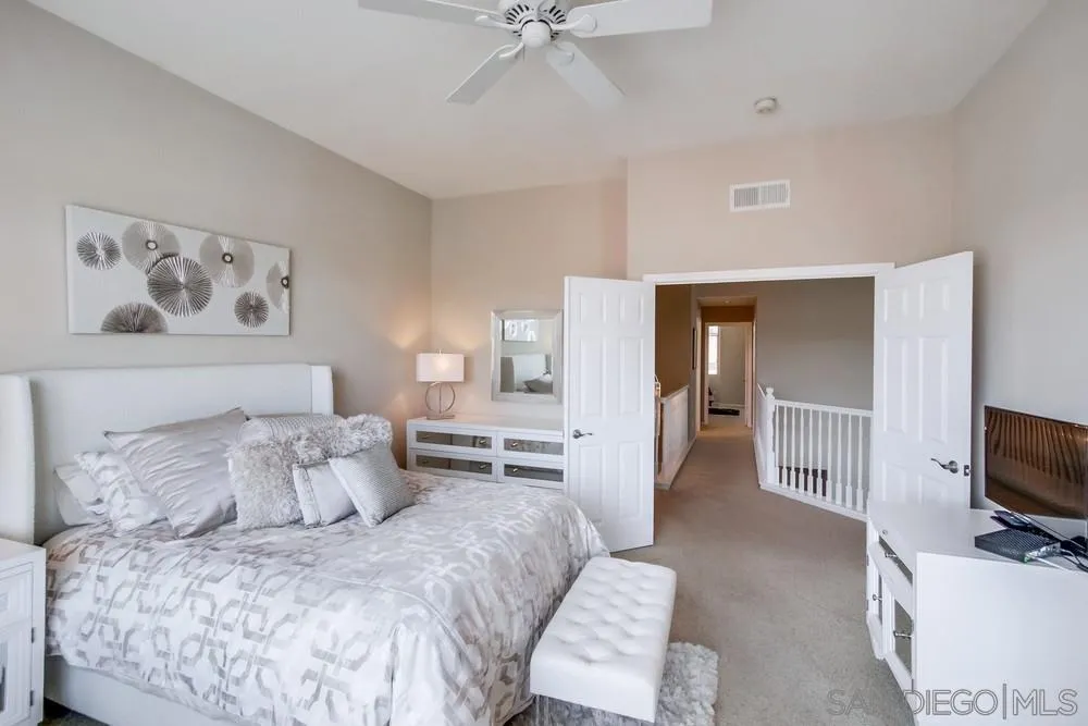 12391 Caminito Vibrante