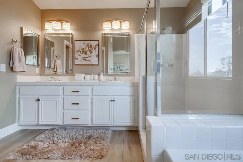 12391 Caminito Vibrante