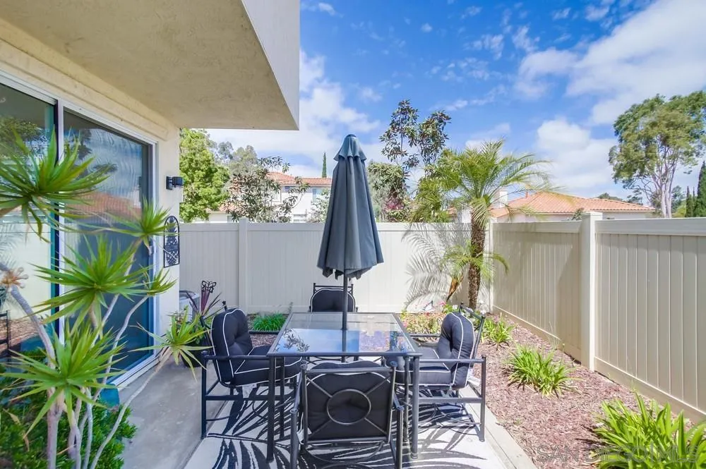 12391 Caminito Vibrante