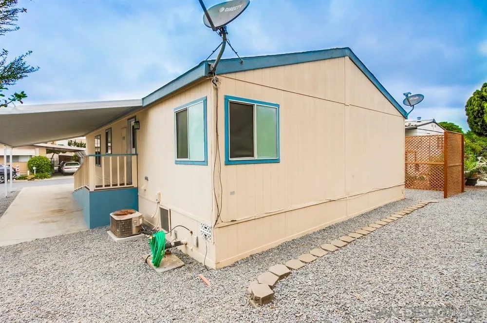 1010 E Bobier Unit 182