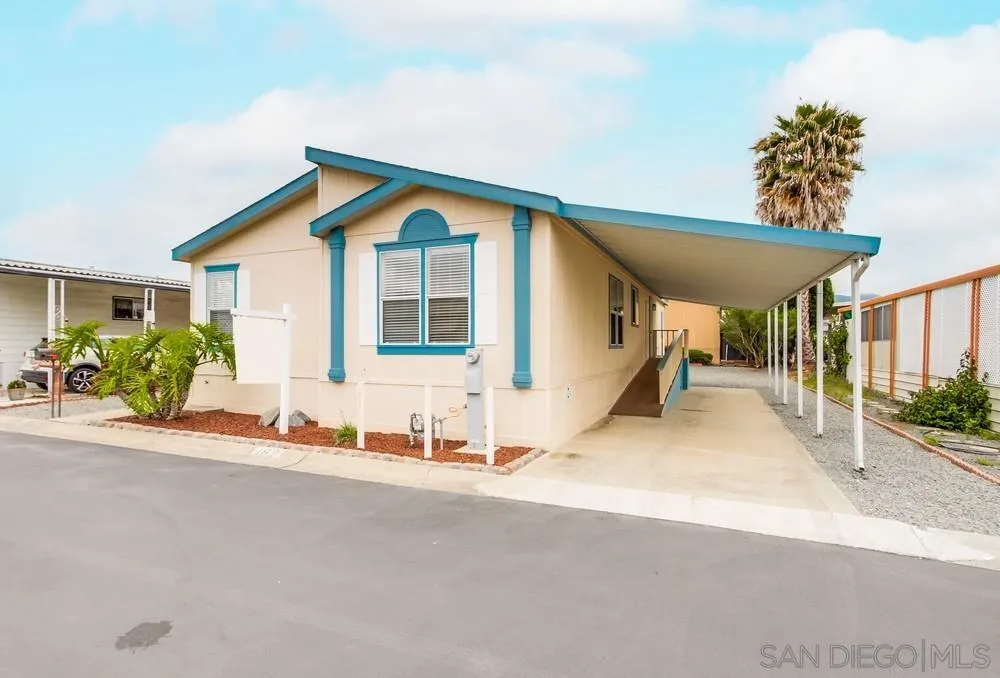 1010 E Bobier Unit 182