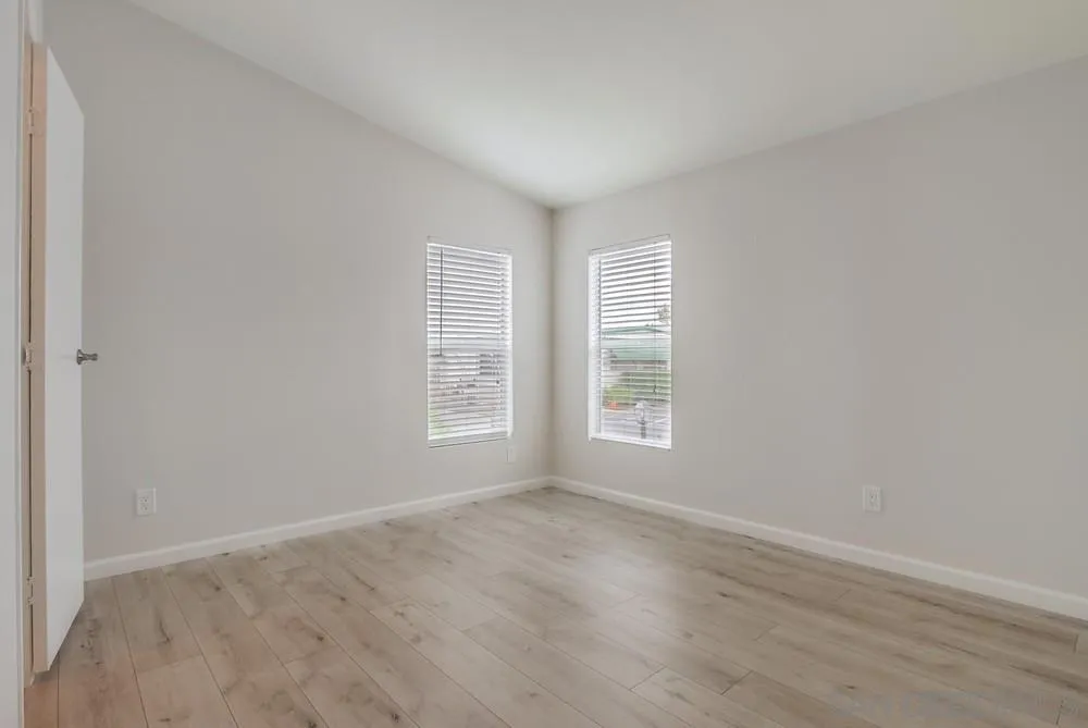 1010 E Bobier Unit 182