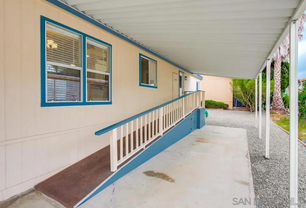 1010 E Bobier Unit 182