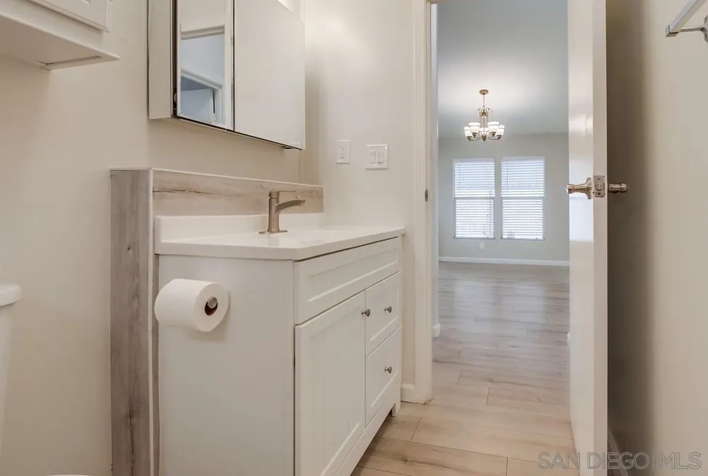 1010 E Bobier Unit 182