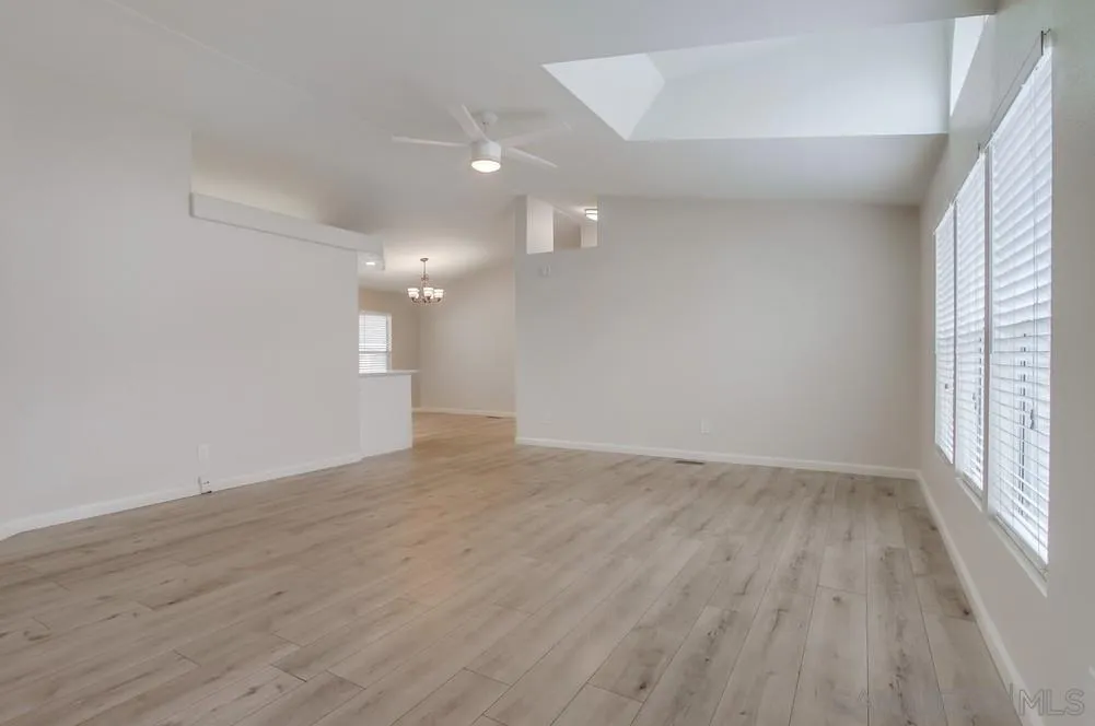 1010 E Bobier Unit 182