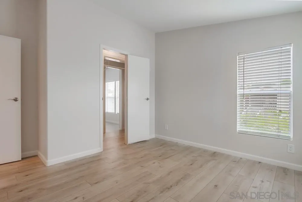 1010 E Bobier Unit 182