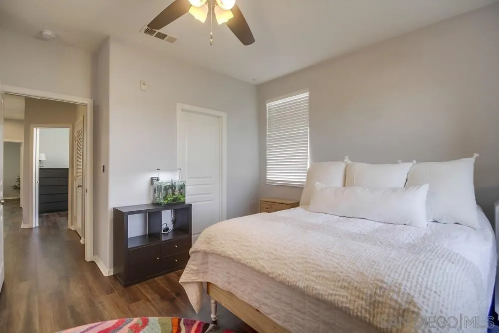 4300 Newton Ave Unit 45