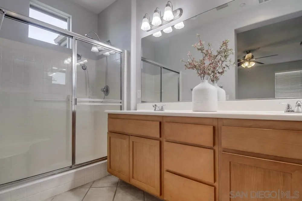 4300 Newton Ave Unit 45