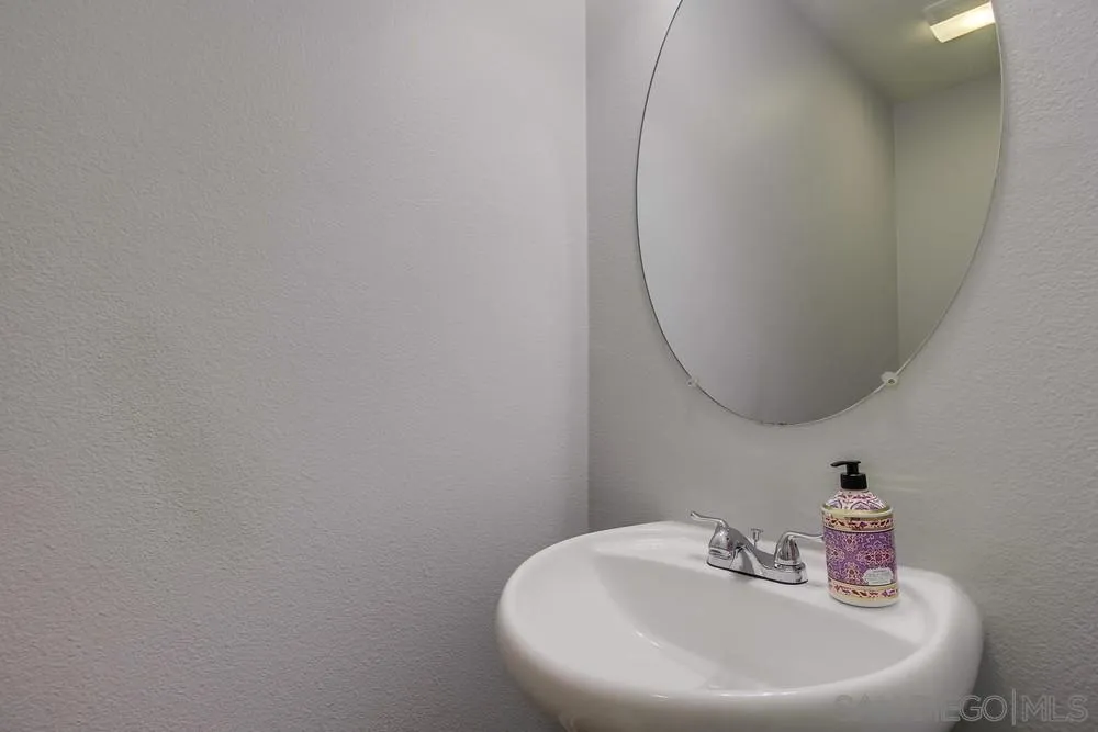 4300 Newton Ave Unit 45