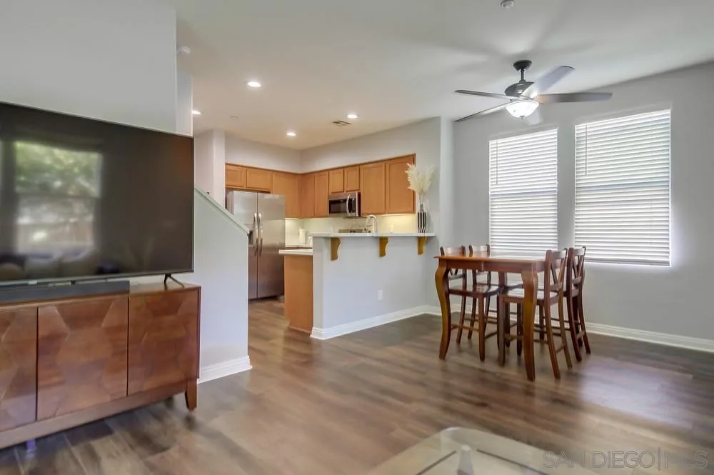 4300 Newton Ave Unit 45