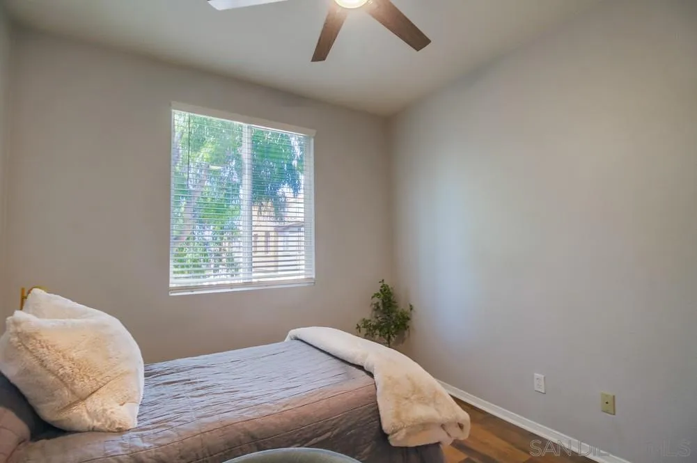 4300 Newton Ave Unit 45