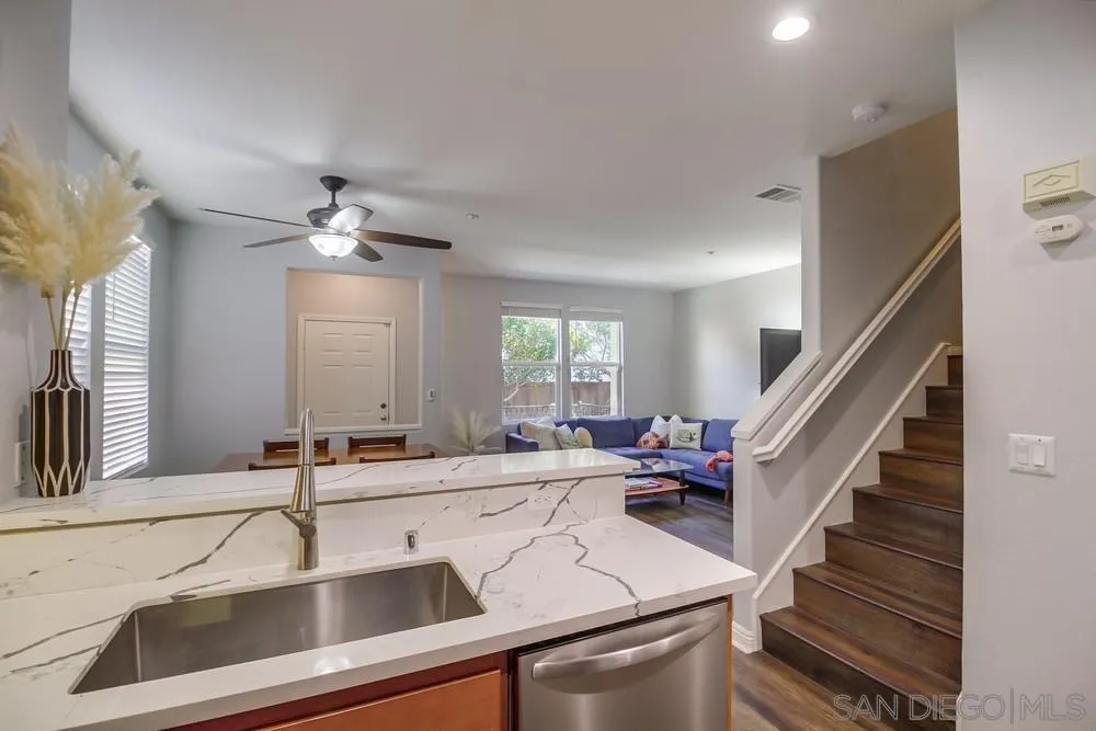 4300 Newton Ave Unit 45