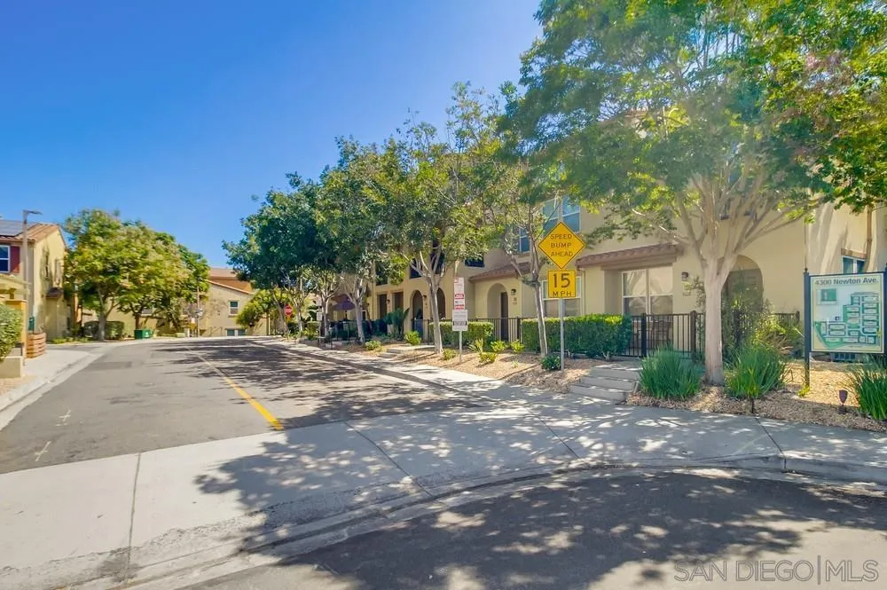 4300 Newton Ave Unit 45