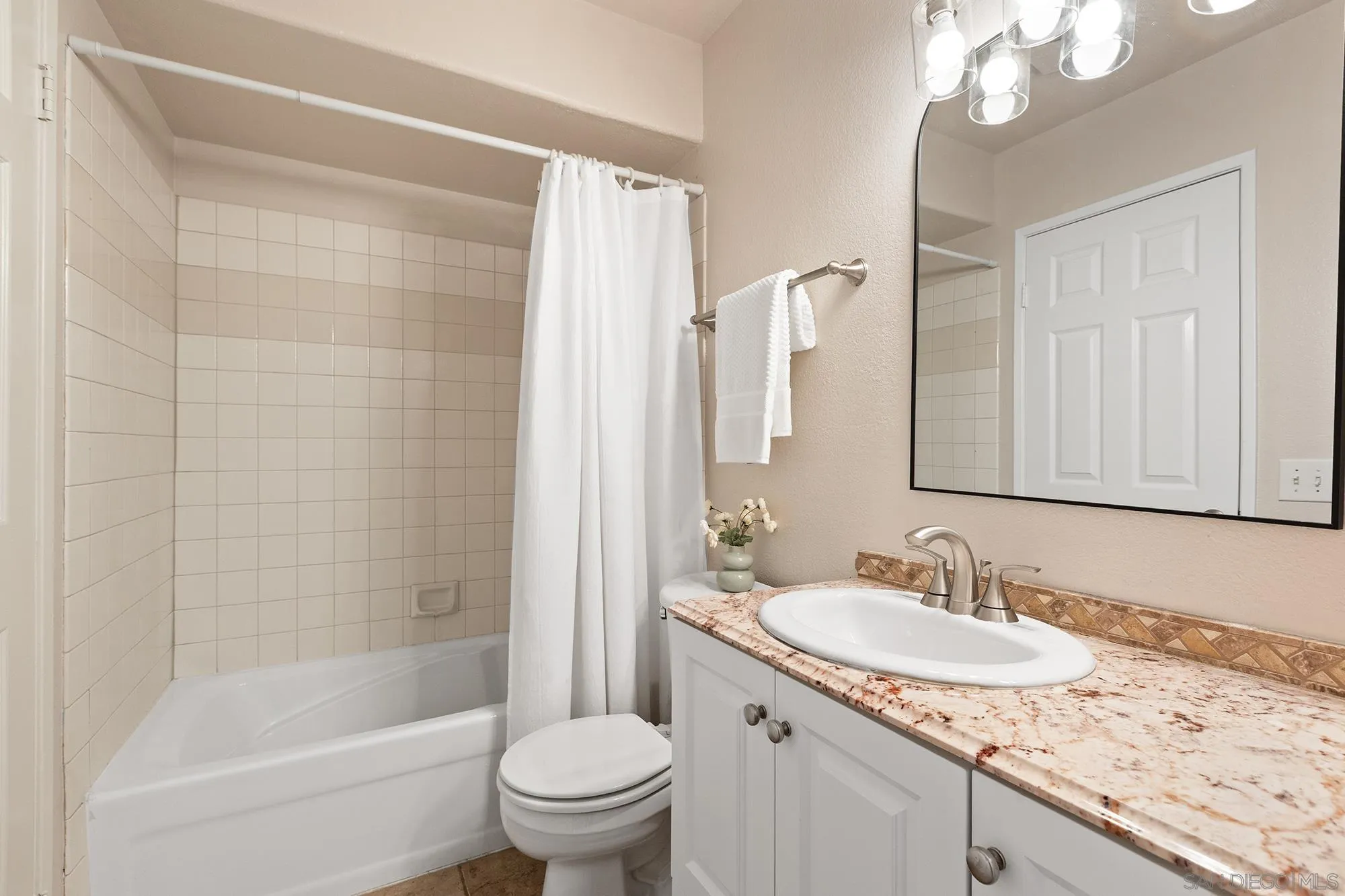 13939 Country Creek
