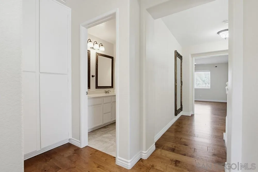 10745 Ballystock
