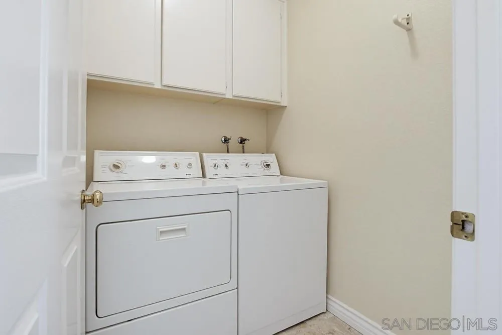 10745 Ballystock
