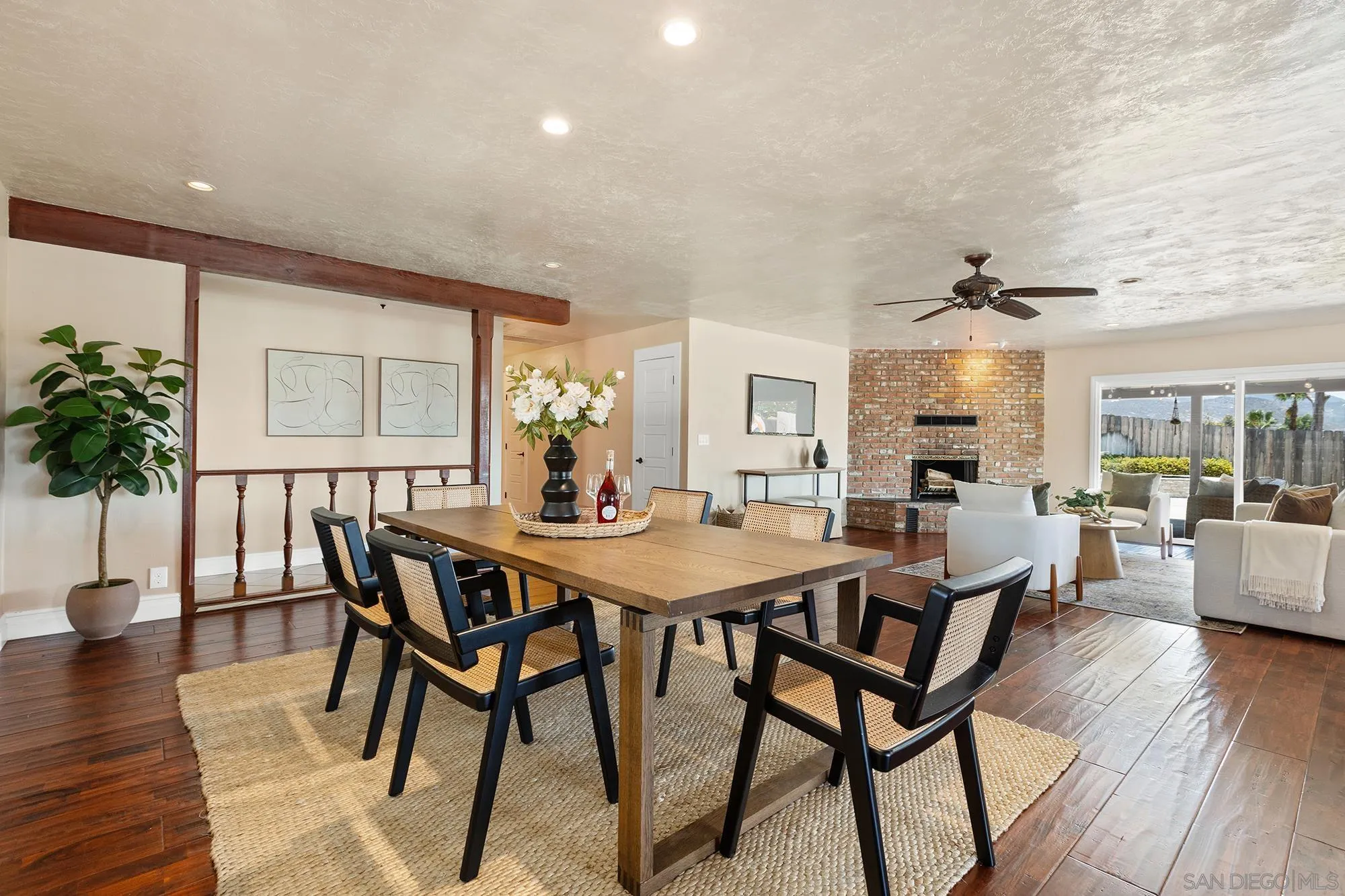 14505 Victoria Estates