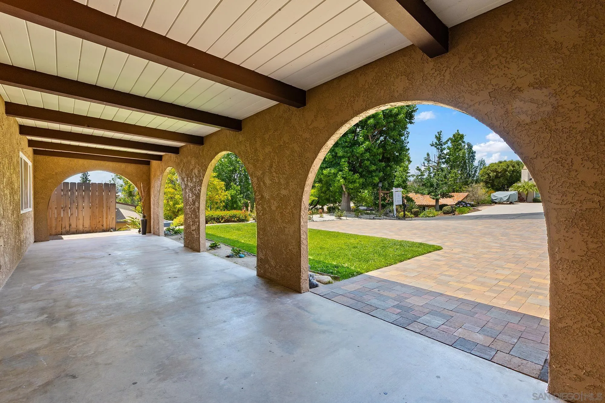 14505 Victoria Estates