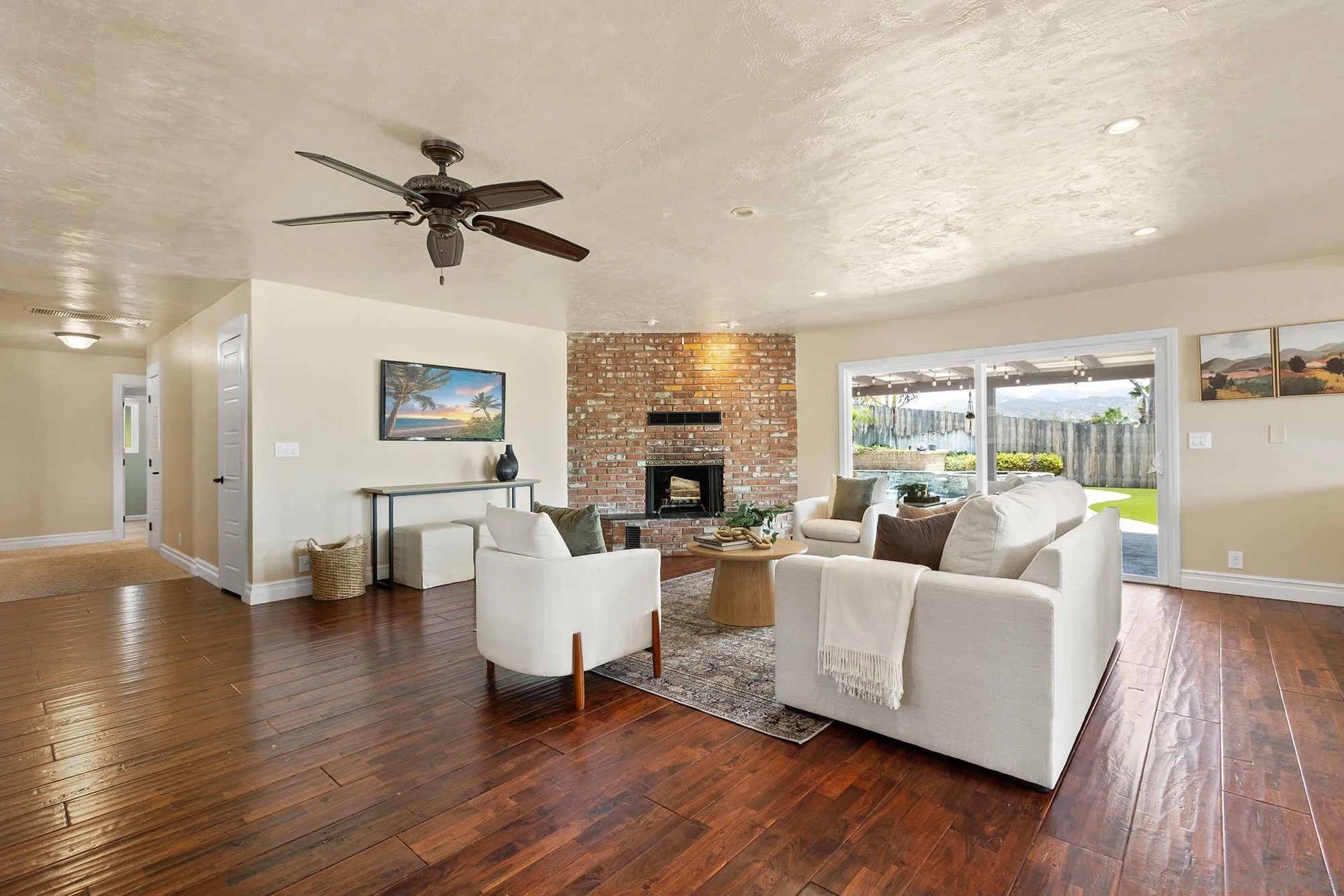 14505 Victoria Estates