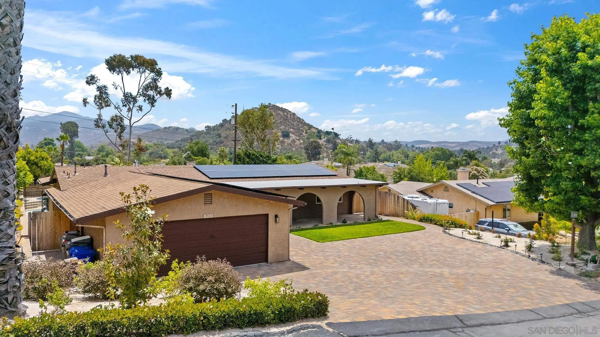14505 Victoria Estates