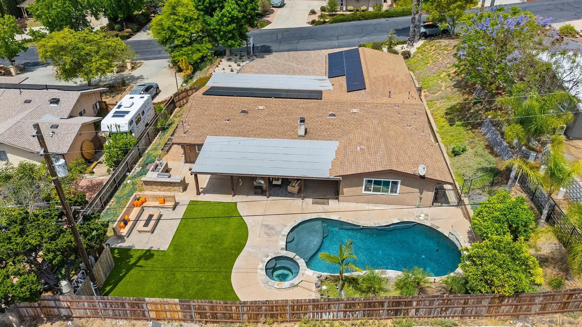 14505 Victoria Estates