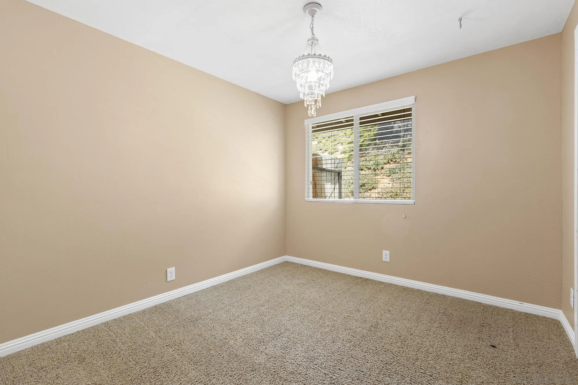 14505 Victoria Estates