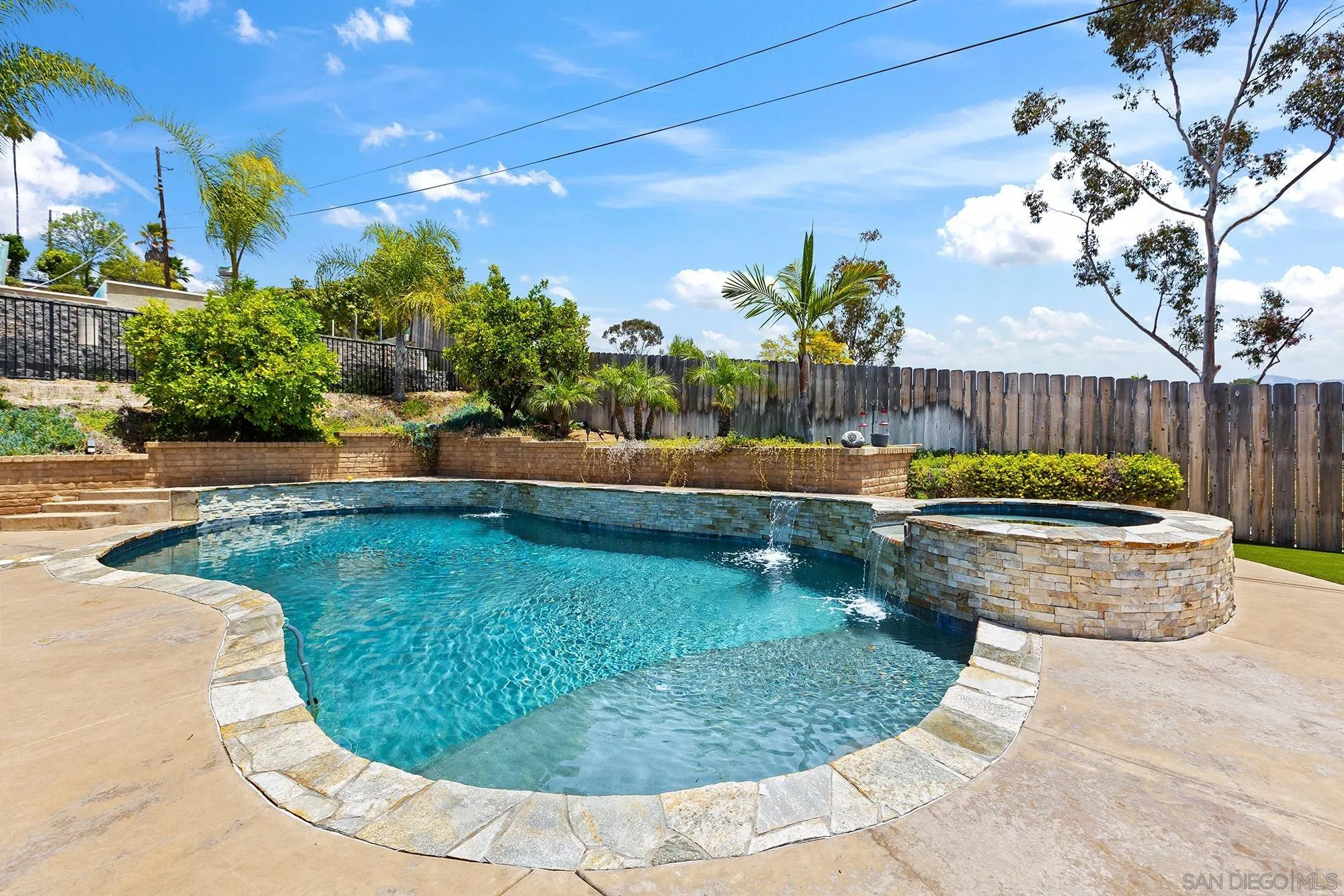 14505 Victoria Estates