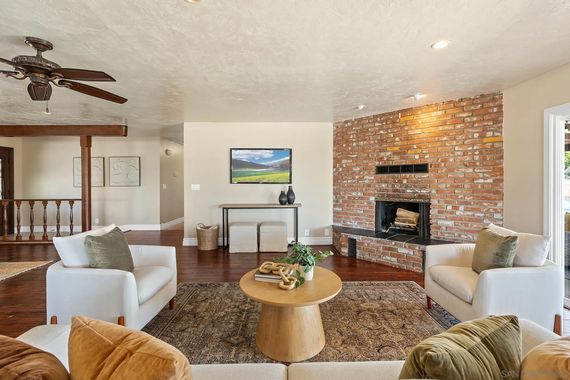 14505 Victoria Estates
