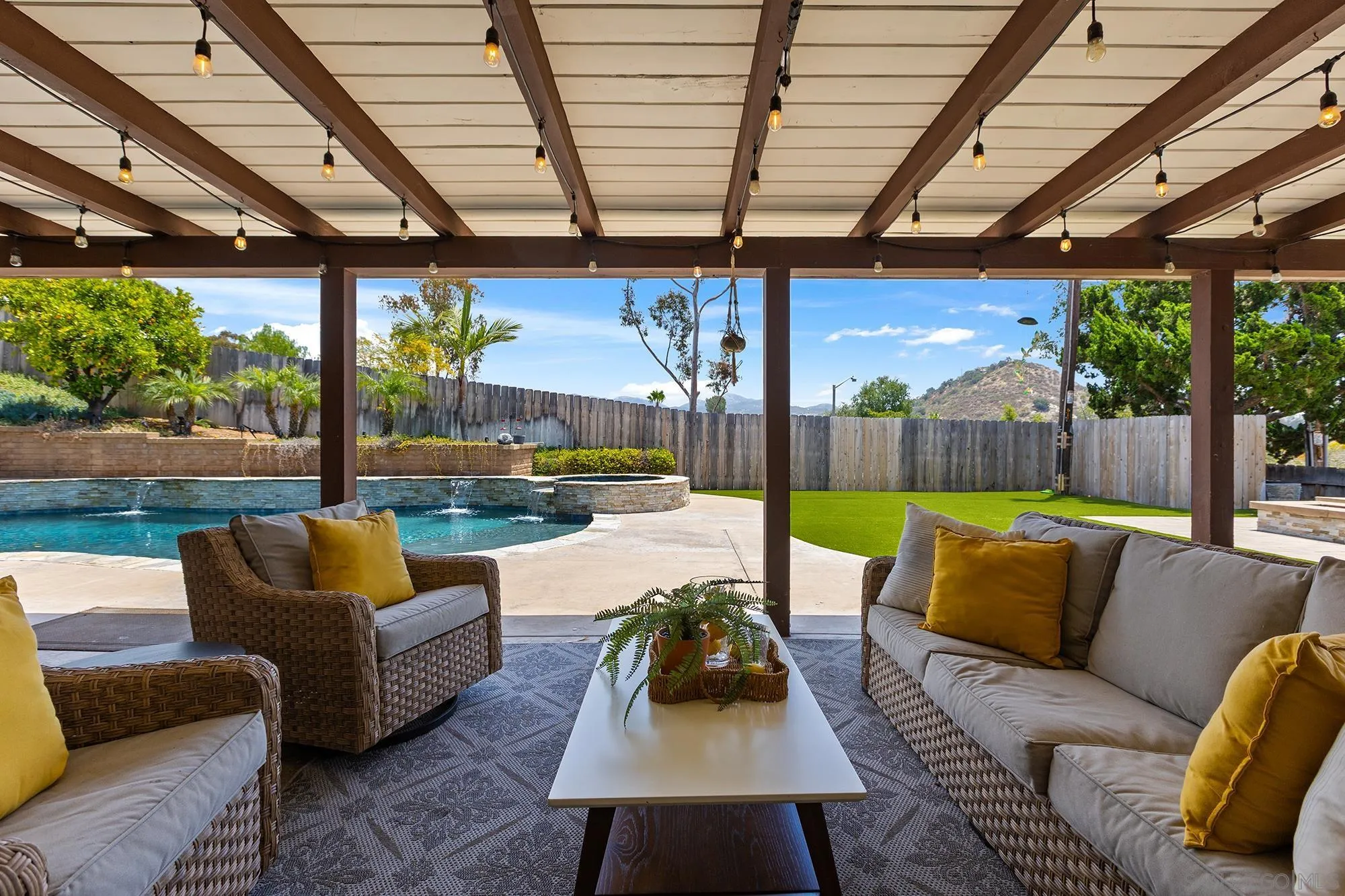 14505 Victoria Estates