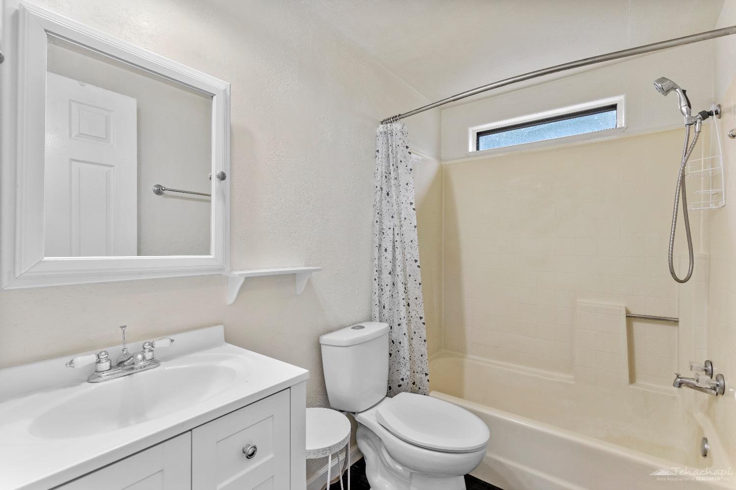 14556 E Tehachapi Boulevard Unit: 122