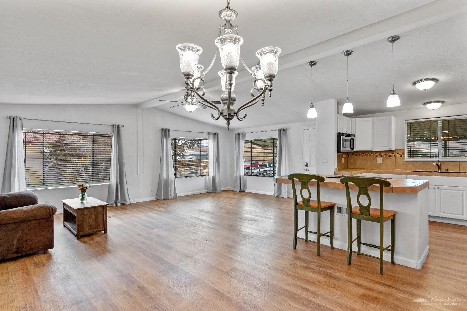 14556 E Tehachapi Boulevard Unit: 122