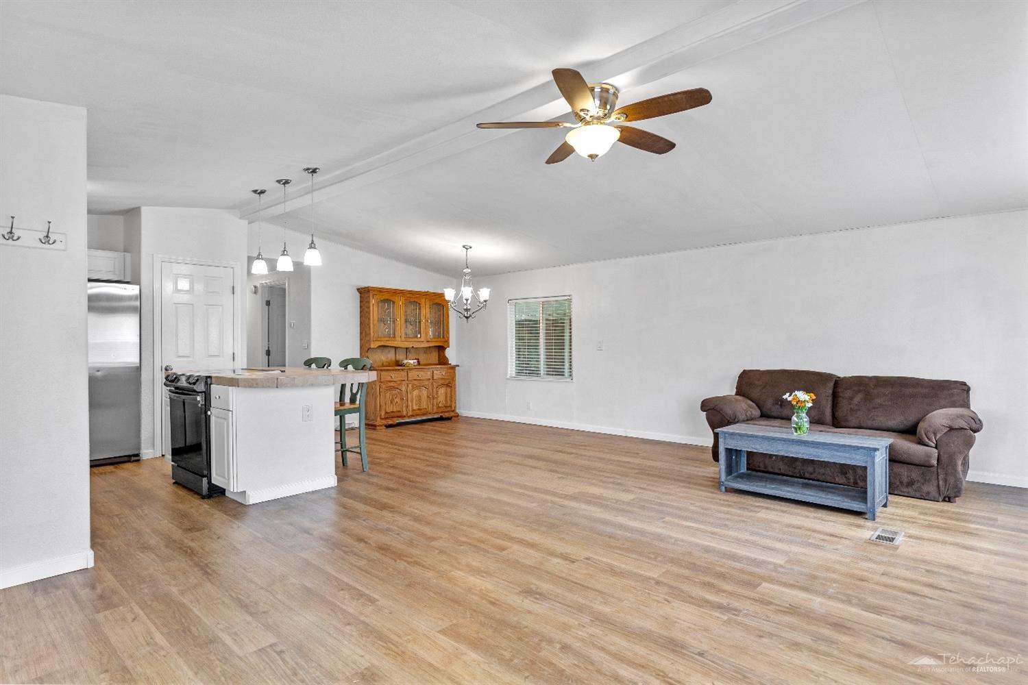 14556 E Tehachapi Boulevard Unit: 122