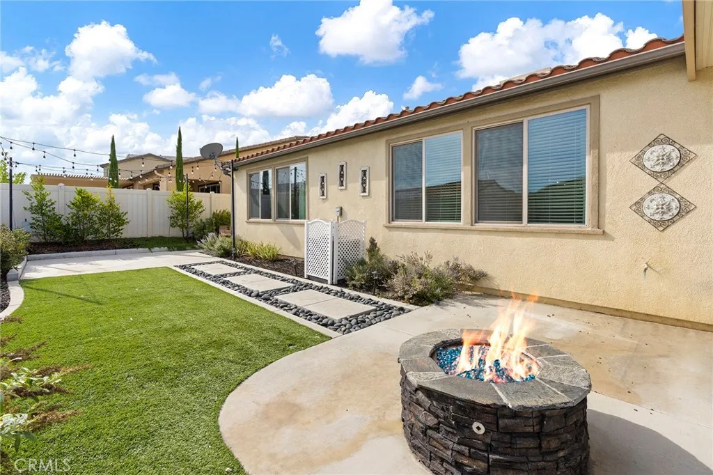 34806 Wind Poppy Way