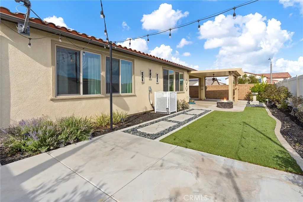 34806 Wind Poppy Way