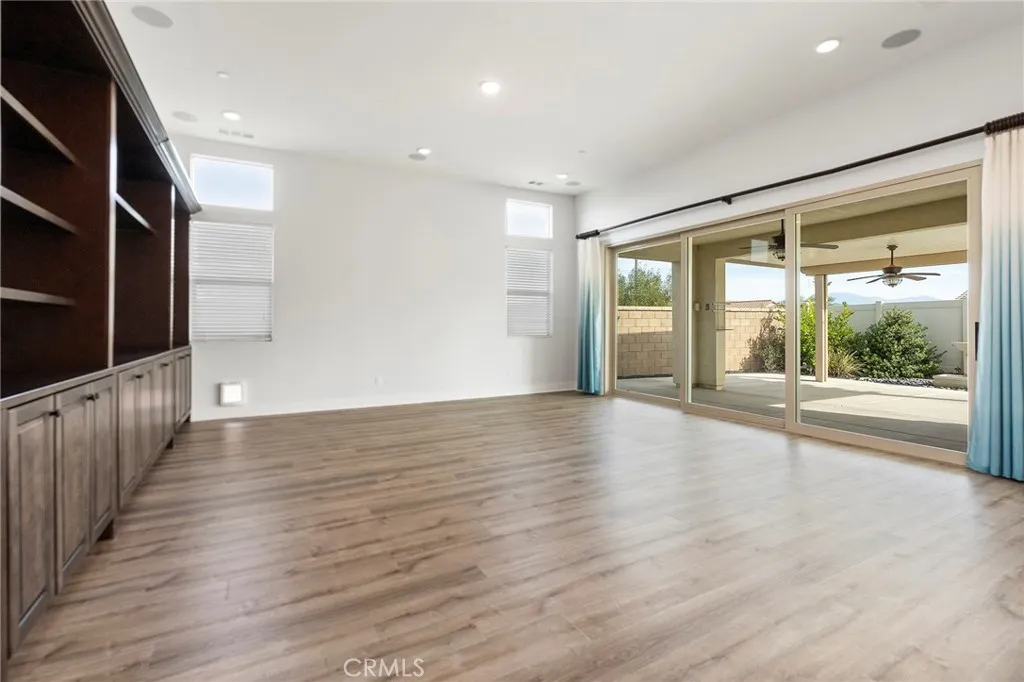 34806 Wind Poppy Way