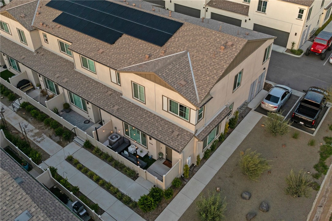 35104 Lemongrass Lane