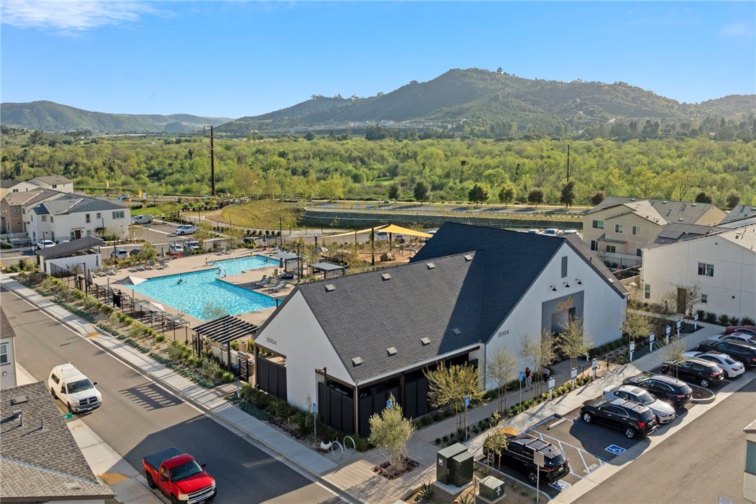 35104 Lemongrass Lane