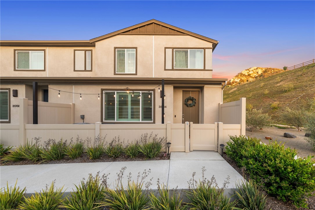 35104 Lemongrass Lane