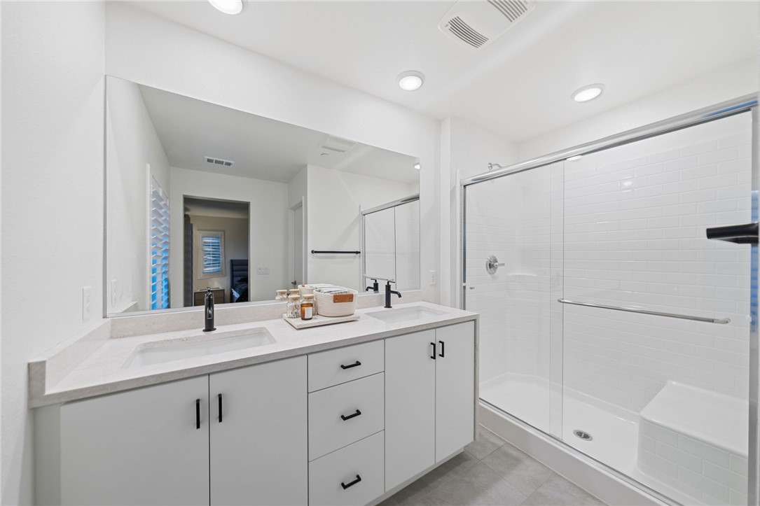 35104 Lemongrass Lane