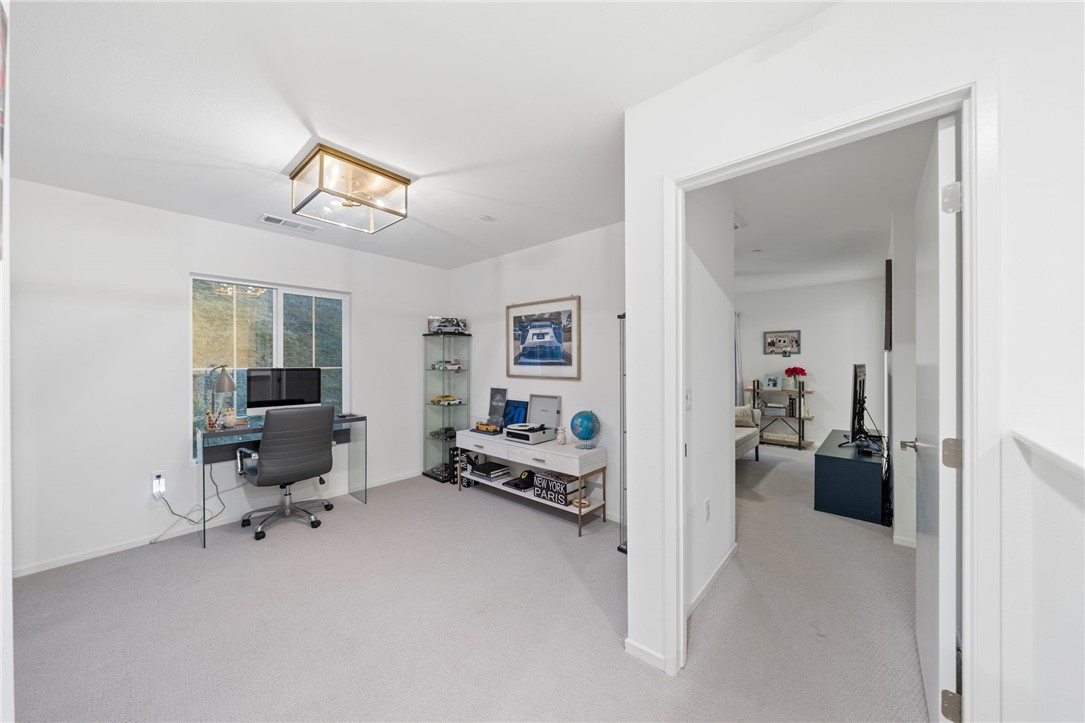 35104 Lemongrass Lane