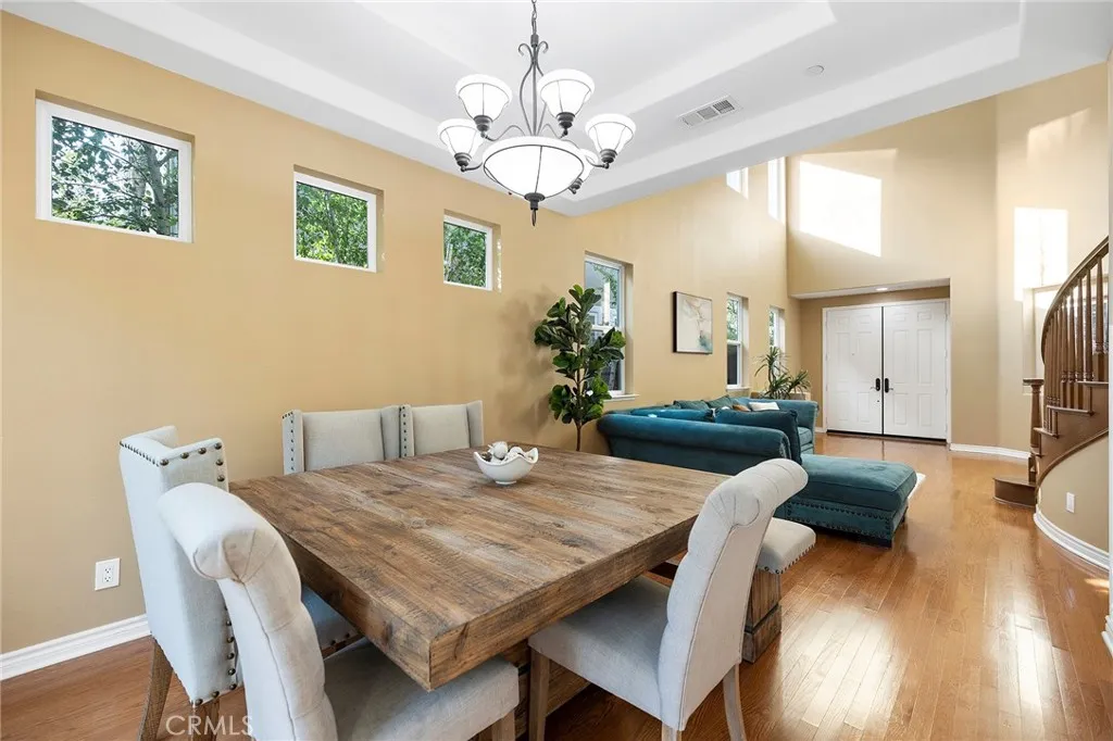 10202 Pinecastle Street