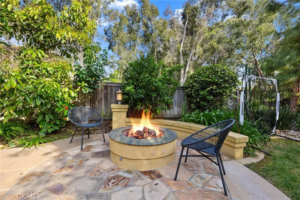 10202 Pinecastle Street